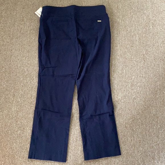 Dress pants - Picture 2 of 2